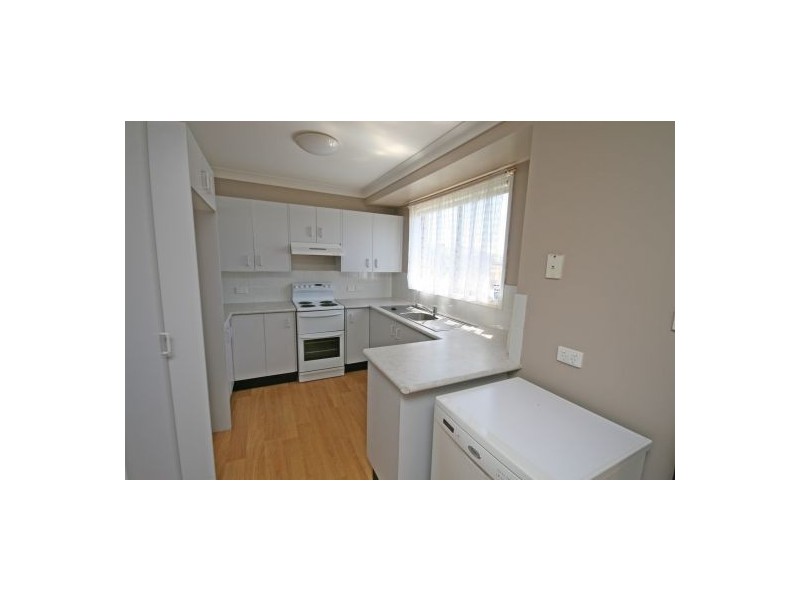 1 Giles Place, Tamworth NSW 2340