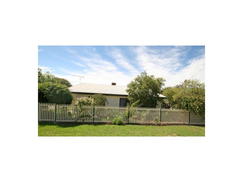 34 Phillip Street, Duri NSW 2344