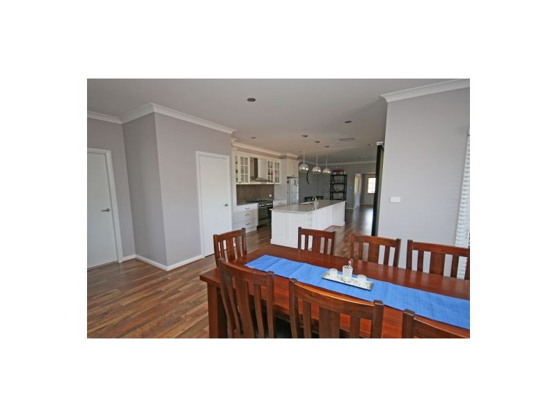 2 Bentwing Place, Tamworth NSW 2340