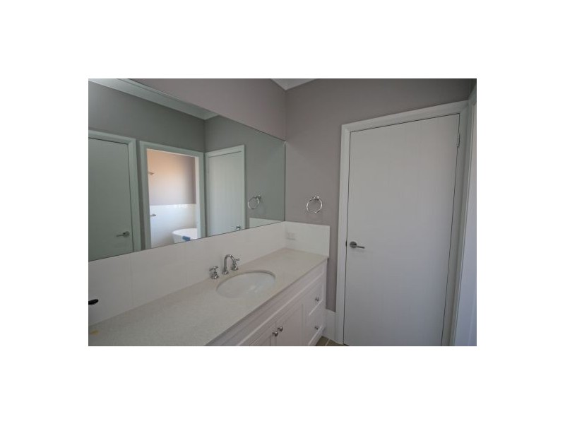 2 Bentwing Place, Tamworth NSW 2340