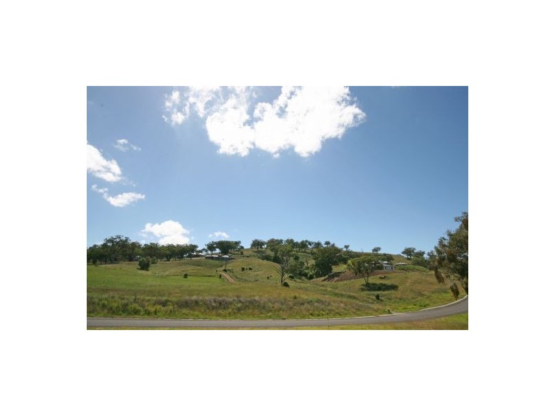 2 Bentwing Place, Tamworth NSW 2340