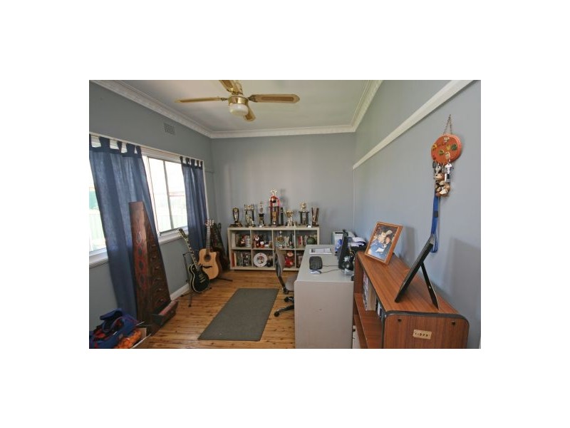 10 Melrose Street, Tamworth NSW 2340