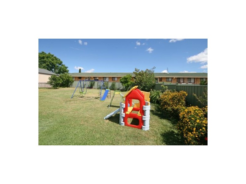 10 Melrose Street, Tamworth NSW 2340