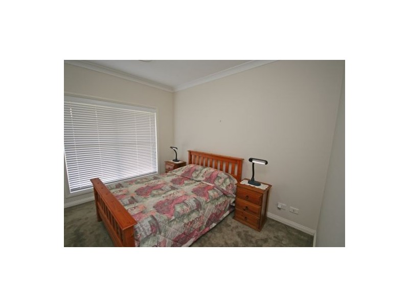 18 Flagstaff Road, Tamworth NSW 2340