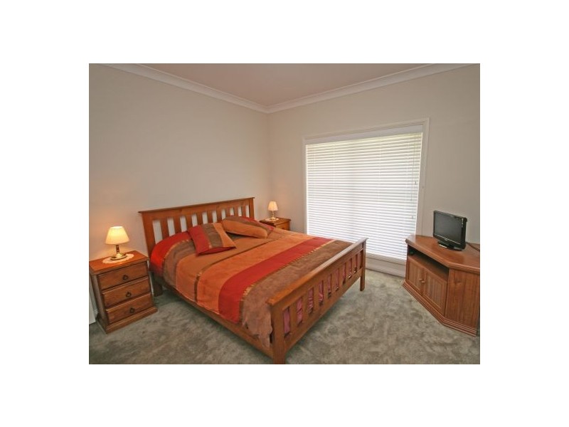 18 Flagstaff Road, Tamworth NSW 2340