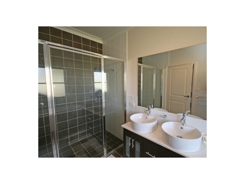 18 Flagstaff Road, Tamworth NSW 2340