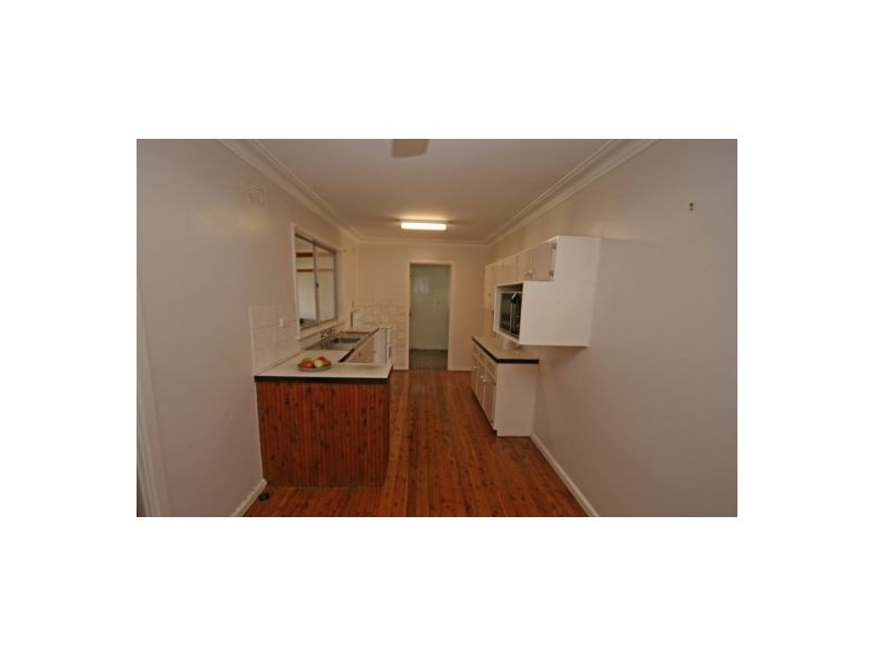 13 Wilburtree Street, Tamworth NSW 2340