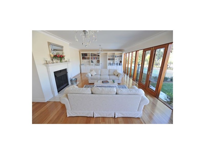 15 Kurrajong Place LOOMBERAH, Tamworth NSW 2340