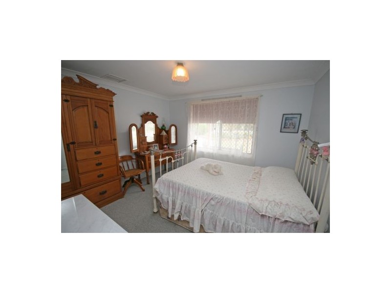 25 Coorigil Street, Tamworth NSW 2340