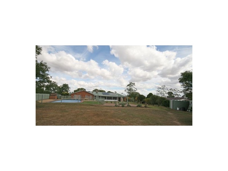 25 Coorigil Street, Tamworth NSW 2340