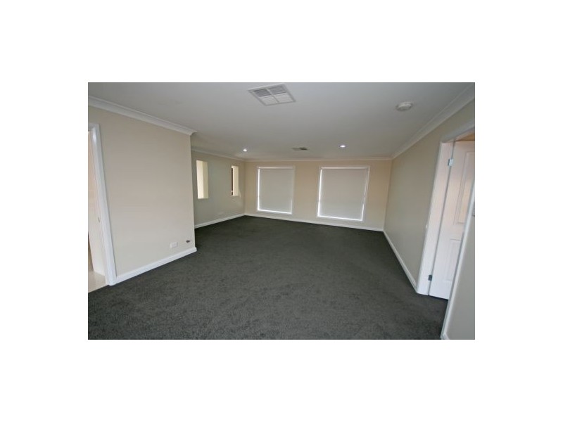 6 Conjola Drive, Tamworth NSW 2340