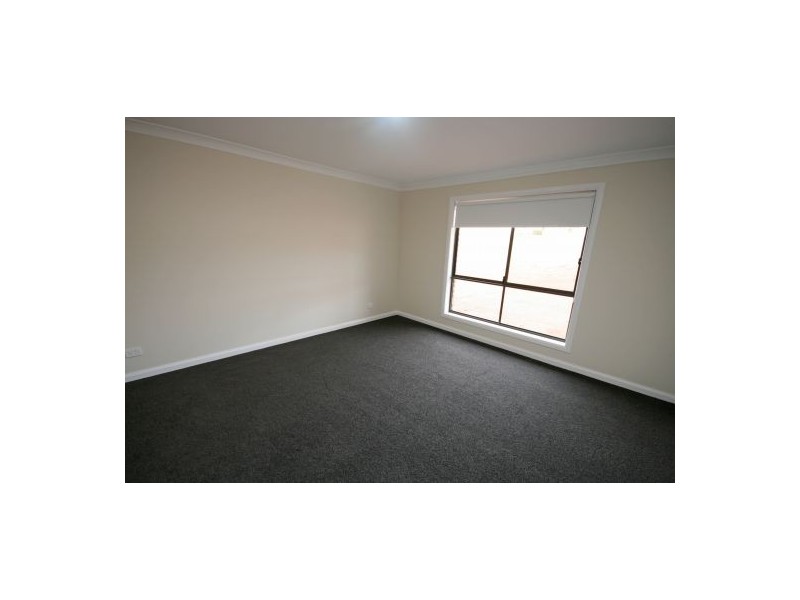 6 Conjola Drive, Tamworth NSW 2340