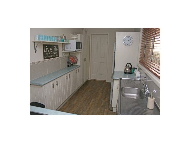 9 Murrawai Street, Tamworth NSW 2340