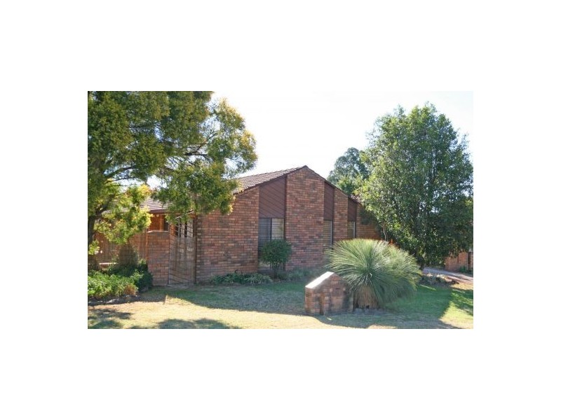 41 Windhover Crescent, Tamworth NSW 2340