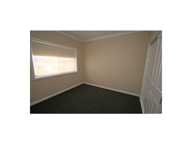 27 Barrington Drive, Tamworth NSW 2340