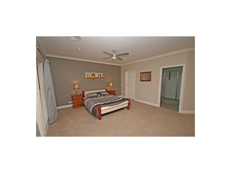 7 Casuarina Drive, Tamworth NSW 2340