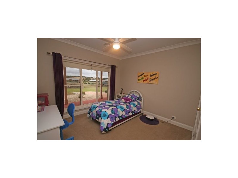 7 Casuarina Drive, Tamworth NSW 2340