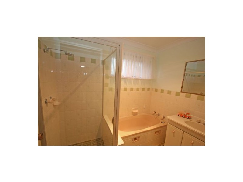 88 Harrier Parade, Tamworth NSW 2340