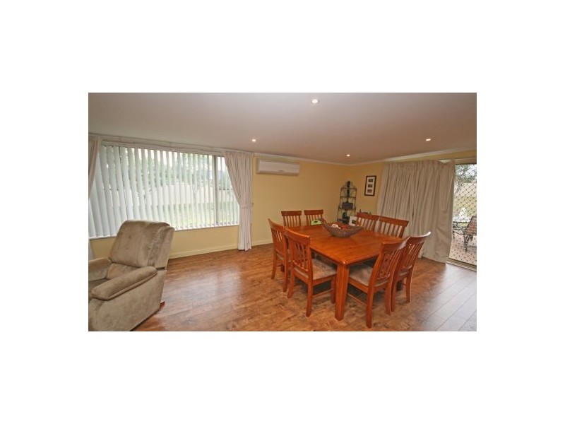 1 Warwick Road, Tamworth NSW 2340