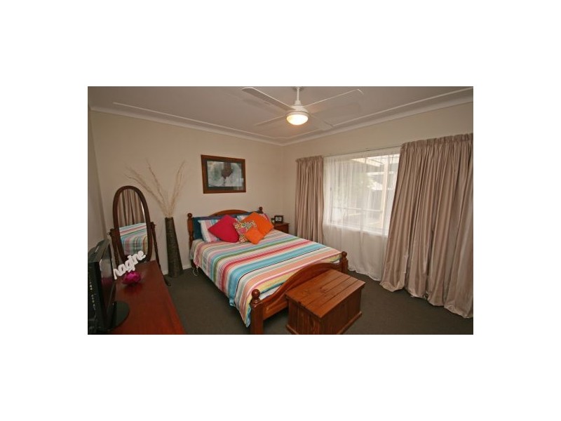 1 Warwick Road, Tamworth NSW 2340