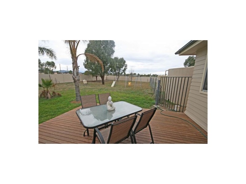 1 Warwick Road, Tamworth NSW 2340