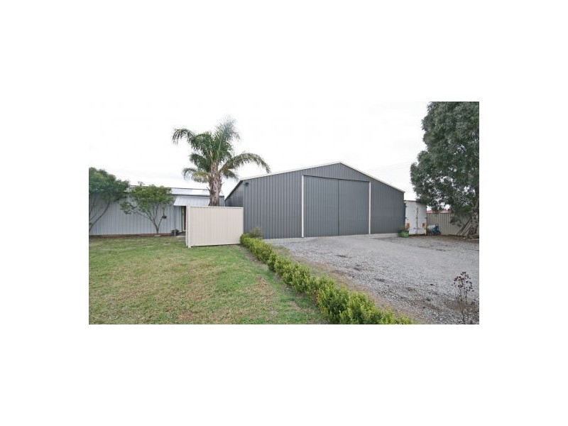 1 Warwick Road, Tamworth NSW 2340