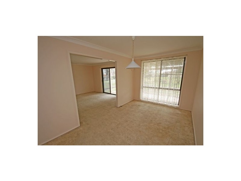 11 Kinarra Street, Tamworth NSW 2340