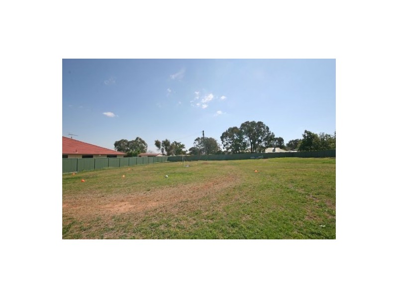 20 Banksia Street, Tamworth NSW 2340