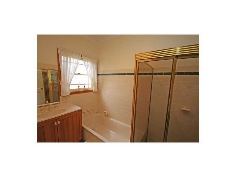 26 Norman Close, Tamworth NSW 2340