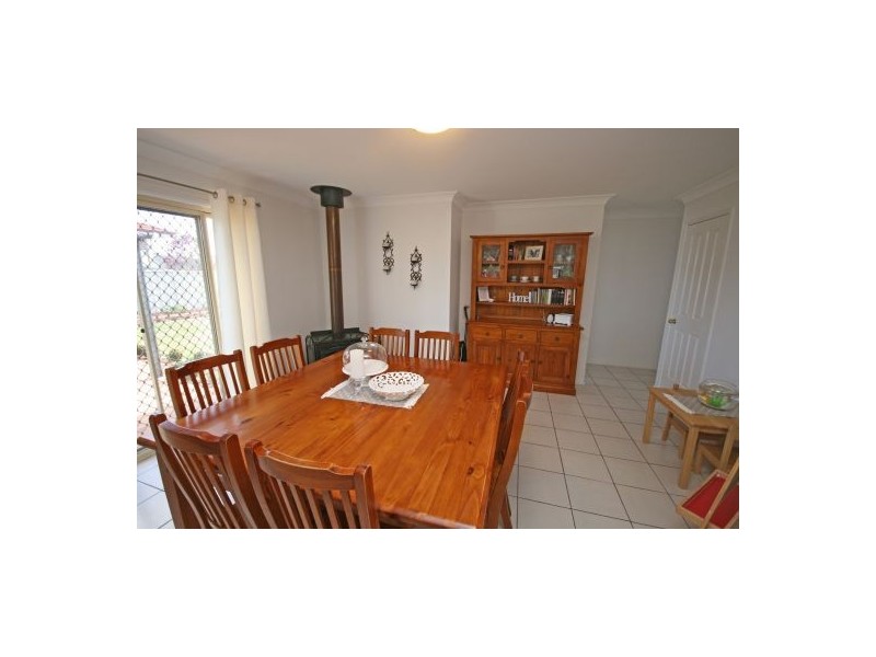 77 Flinders Street, Tamworth NSW 2340