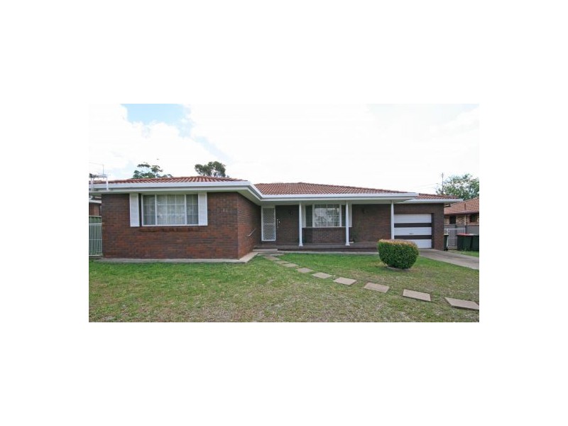 14 Allawah Street, Tamworth NSW 2340