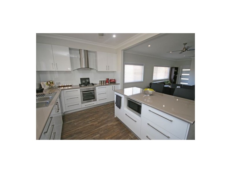 21 Parry Street, Tamworth NSW 2340