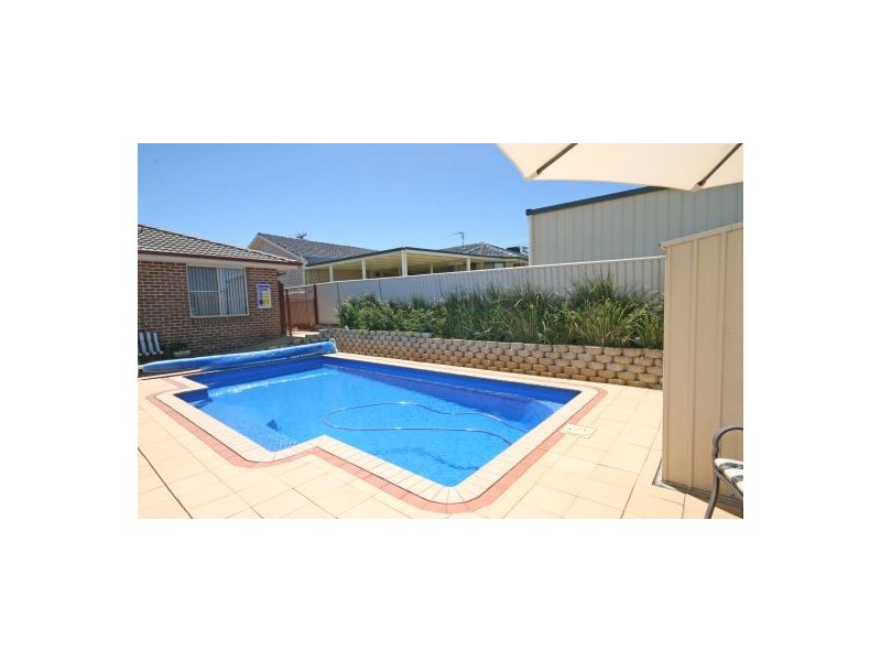 98 Glengarvin Drive, Tamworth NSW 2340