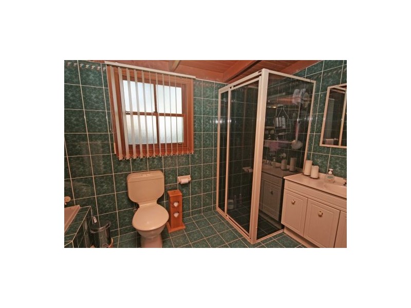 11 Lawson Place, Tamworth NSW 2340