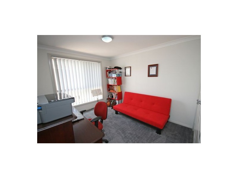 16 Emu Close, Tamworth NSW 2340