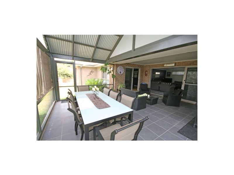 16 Emu Close, Tamworth NSW 2340