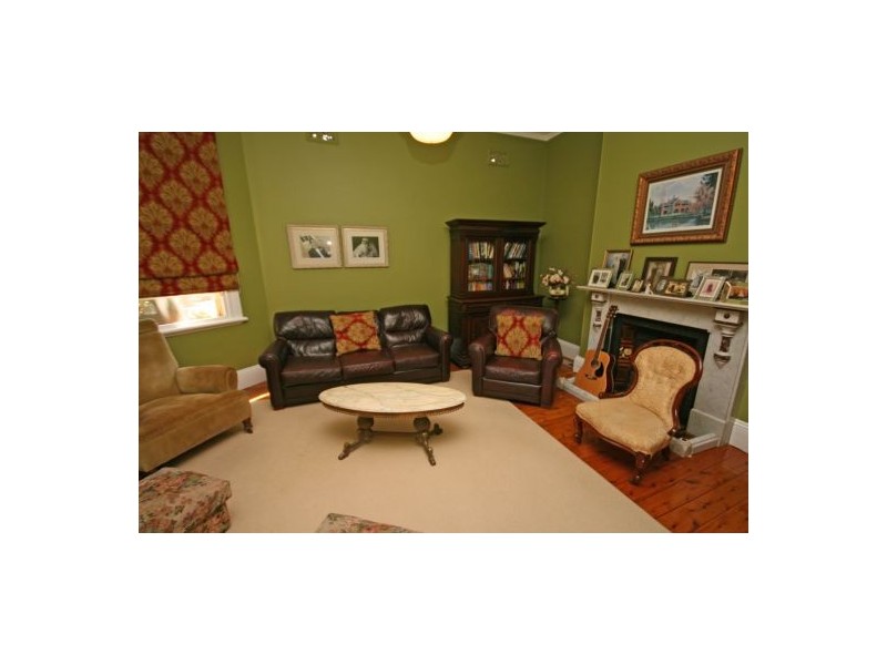 153 Carthage Street, Tamworth NSW 2340