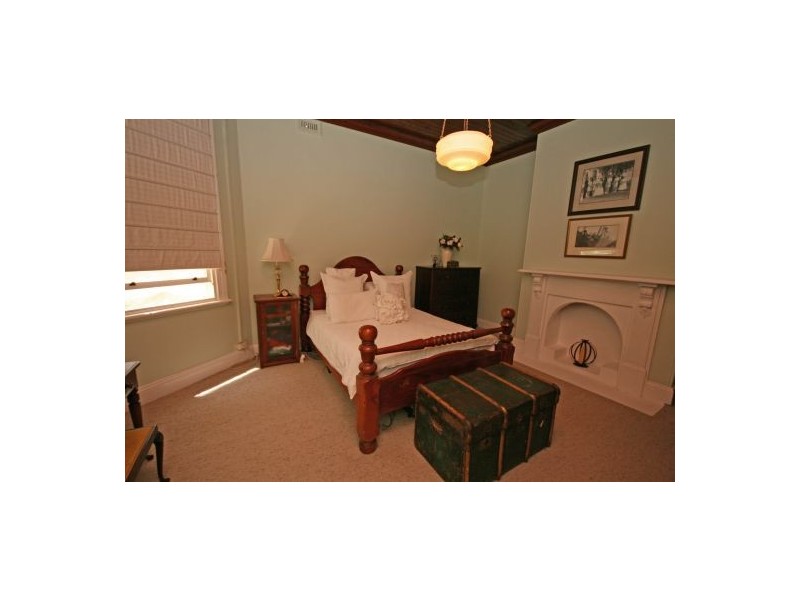 153 Carthage Street, Tamworth NSW 2340