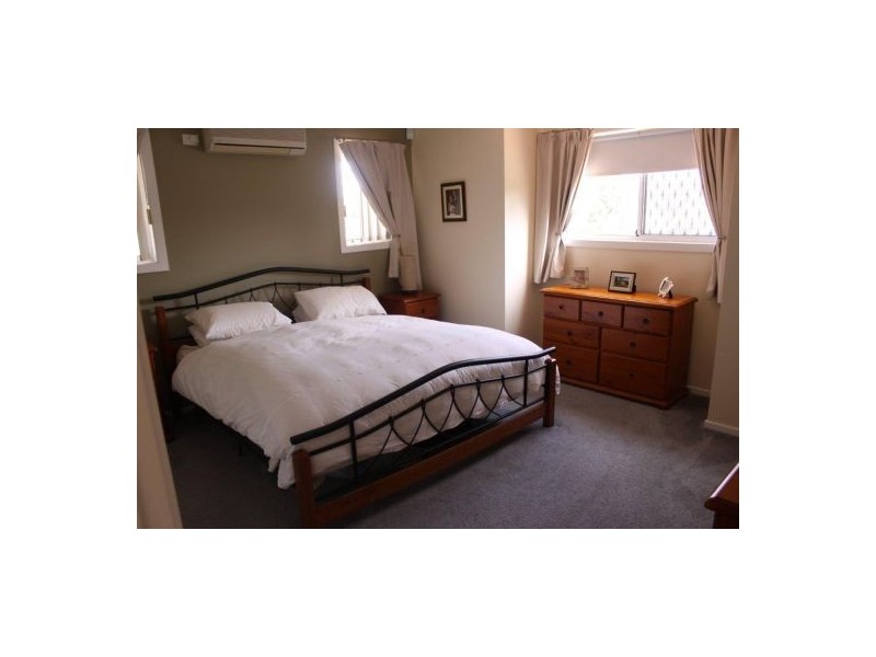 12 Holmewood Street, Runcorn QLD 4113