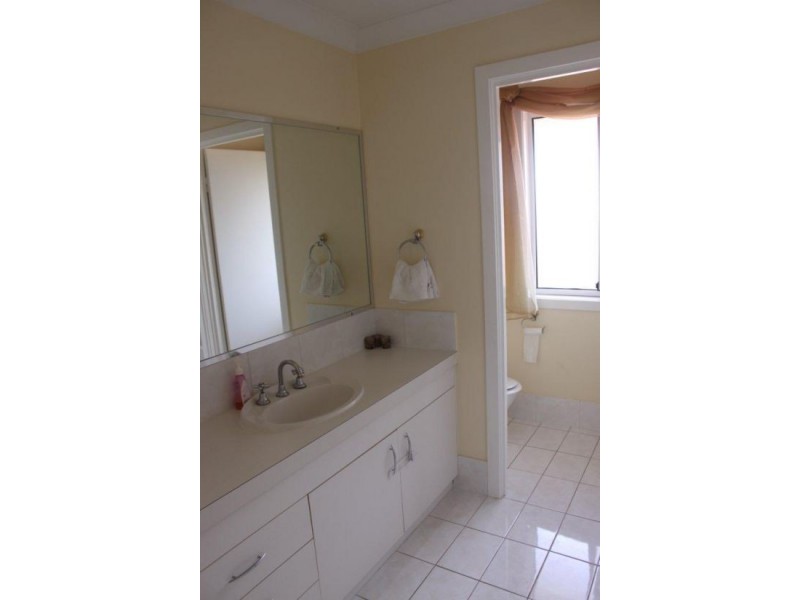 12 Holmewood Street, Runcorn QLD 4113