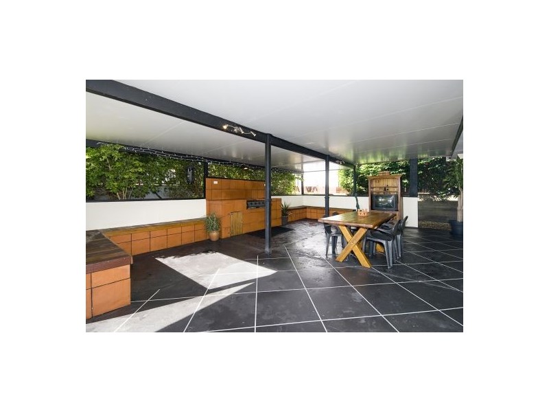 Regents Park QLD 4118