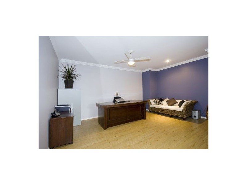 Regents Park QLD 4118