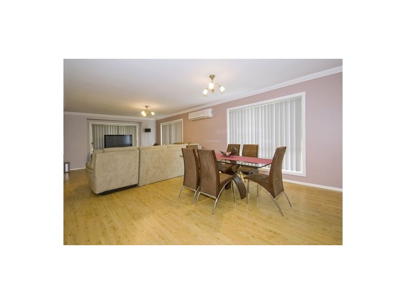 Regents Park QLD 4118