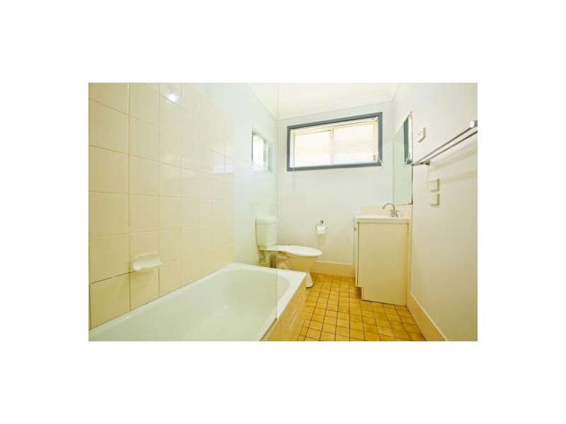 2/203 Richmond Road, Penrith NSW 2750