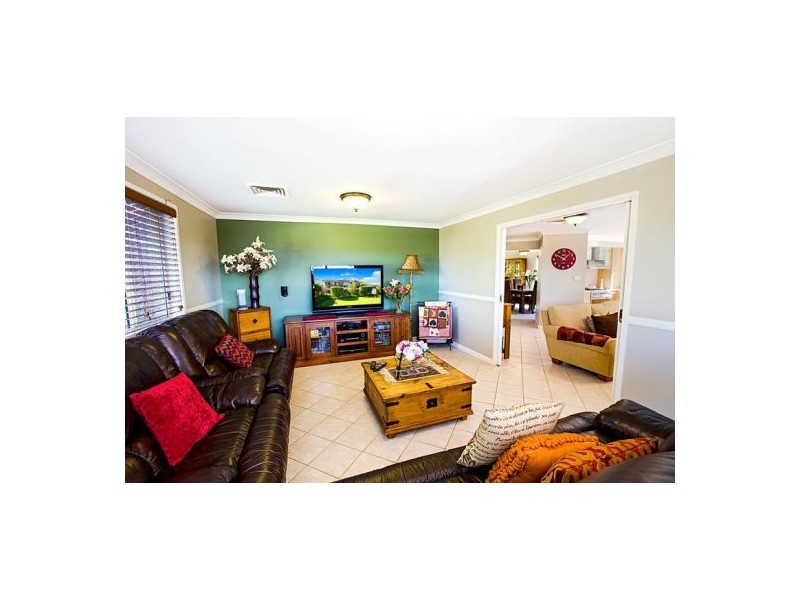 90 Sir John Jamison Circuit, Glenmore Park NSW 2745