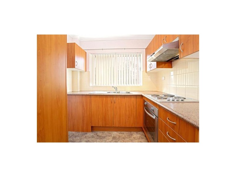 2/37-39 King Street, Penrith NSW 2750