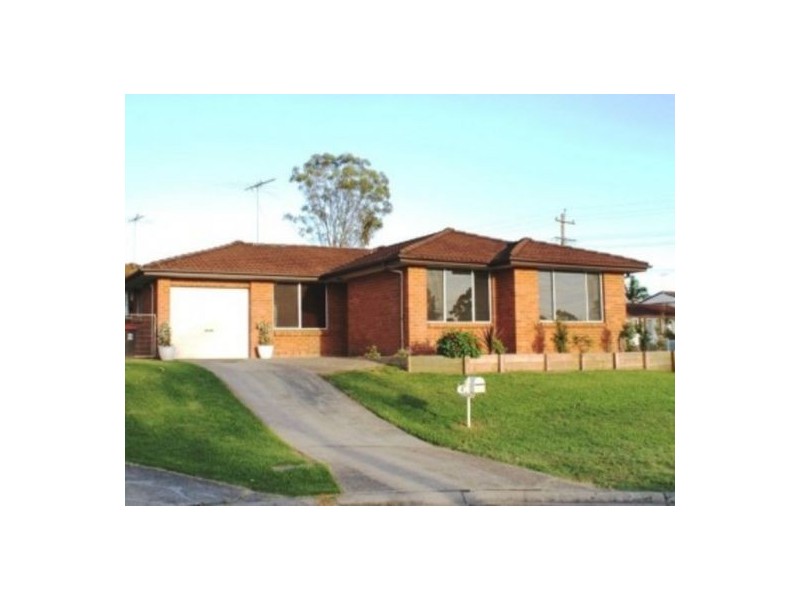 6 Cumberland Place, Colyton NSW 2760