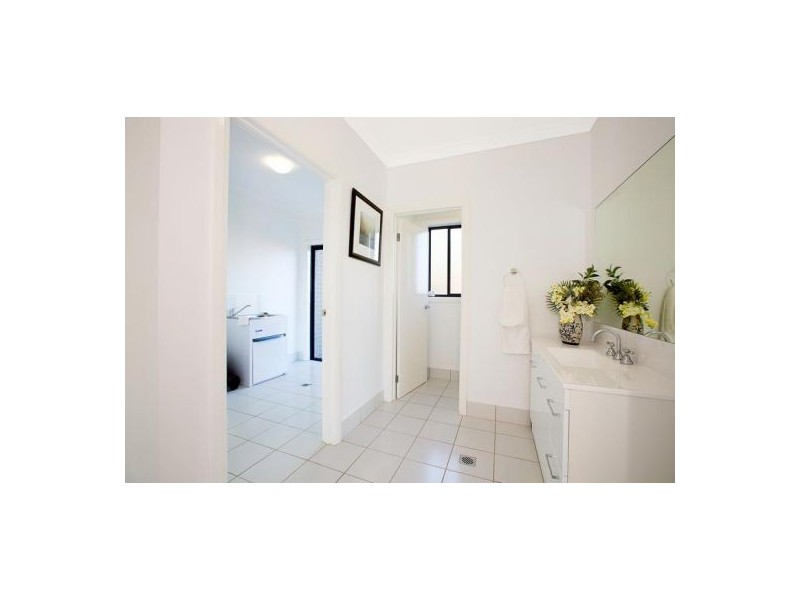 6 Glenmore Ridge Dr, Glenmore Park NSW 2745