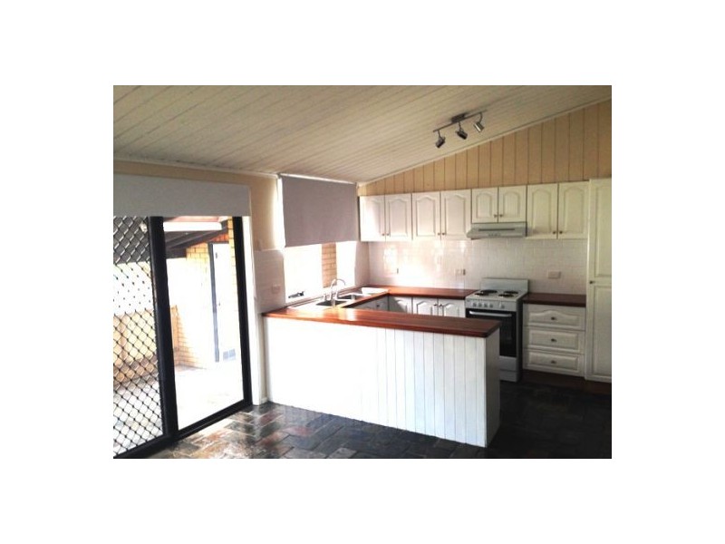 8 Opal Close, South Penrith NSW 2750