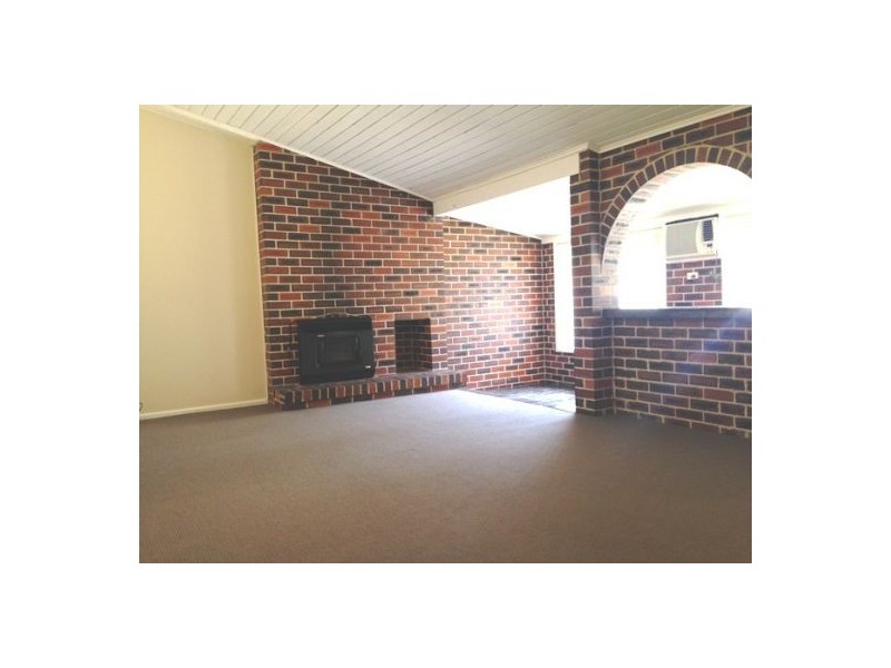 8 Opal Close, South Penrith NSW 2750